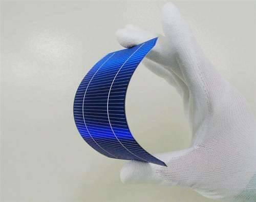 這是一種不燒油不充電沒有續(xù)航限制的新能源汽車